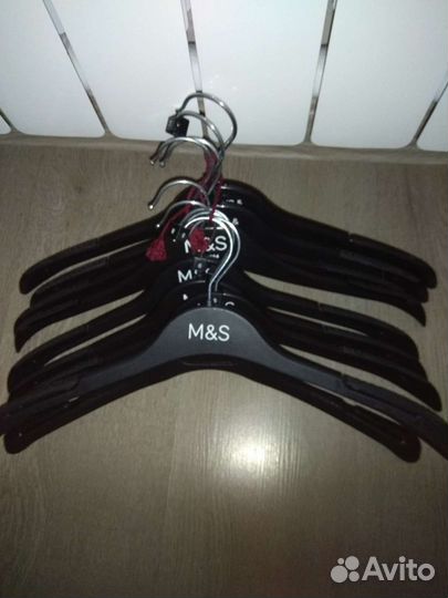 Вешалки плечики для одежды