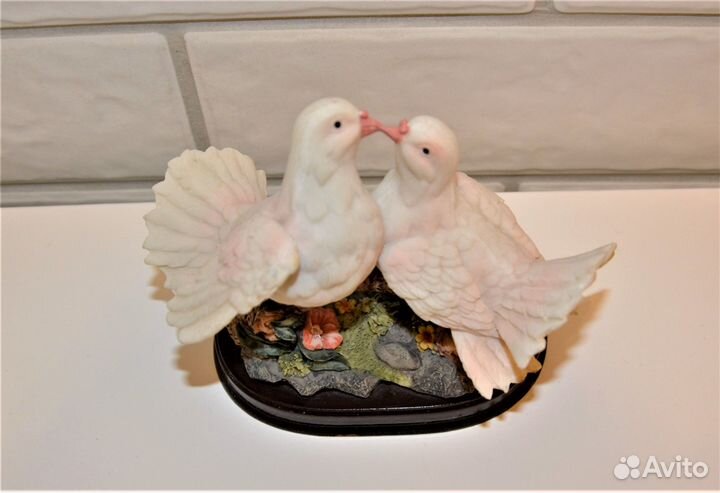 Статуэтка huda italy Голубки