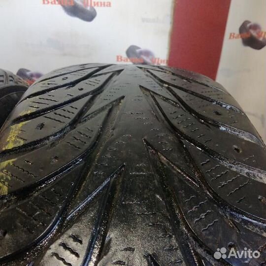 Yokohama Ice Guard IG35 215/60 R16