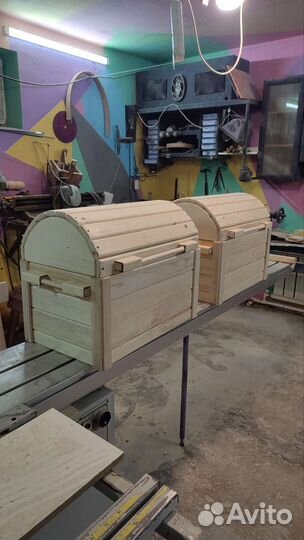 Сундук деревянный