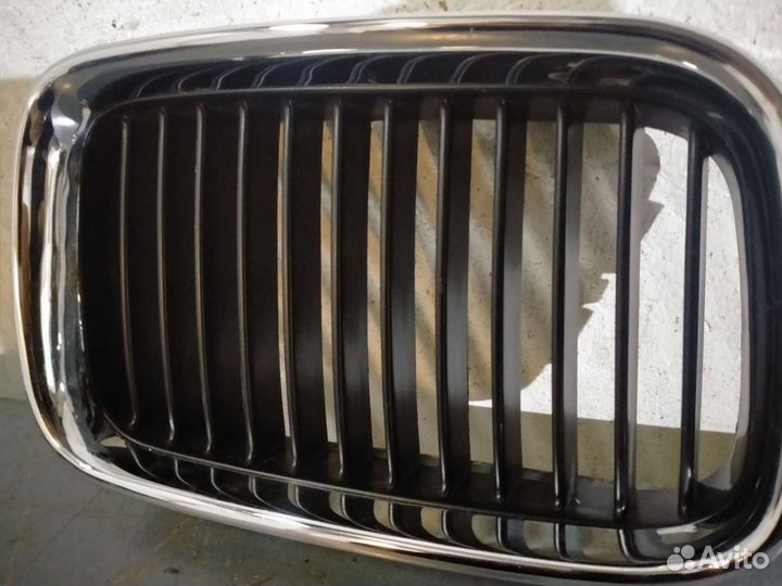 Решотка радиатора бмв е36