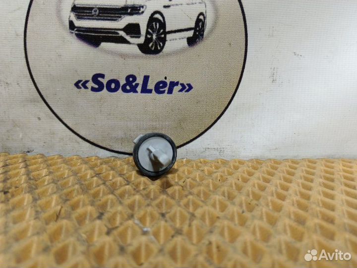 Датчик температуры воздуха Volkswagen Touareg GP