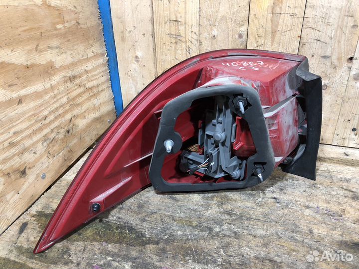 Фонарь задний правый VW Golf 5 variant Арт. 110718