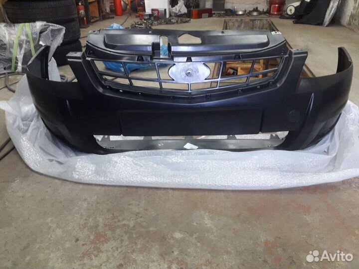 Передний и задний бампер приора 21704