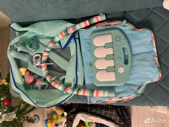 Игровой коврик для малышей с пианино