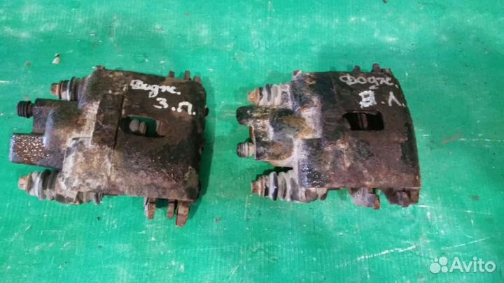 Супорт задний левый правый Dodge intrepid