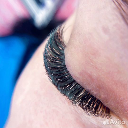 Наращивание ресниц LED и классическое