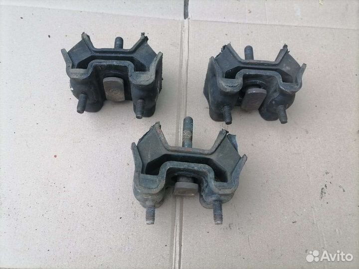 Опоры двигателя на мерседес ML 163