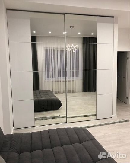 Шкаф на заказ под потолок