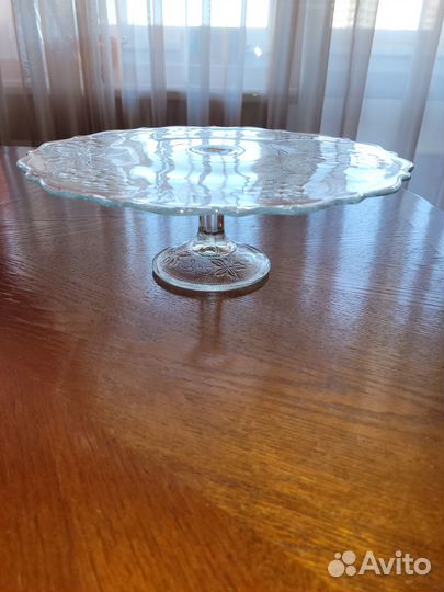 Ваза на ножке