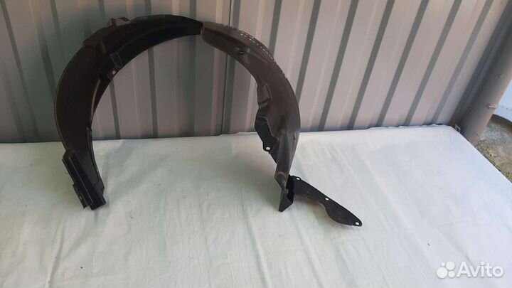 Подкрылок передний левый Kia Ceed ED