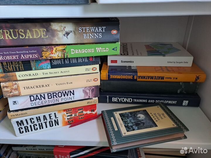 Много книг на англ разных жанров