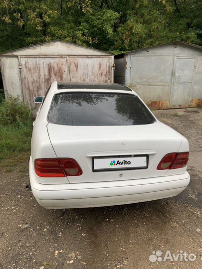 Mercedes-Benz E-класс 2.3 МТ, 1997, 490 000 км