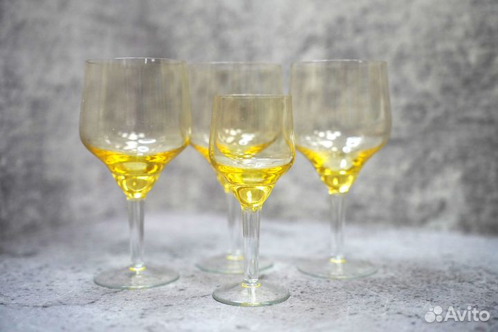Бокалы желтое стекло СССР 4 рюмки стопки фужеры