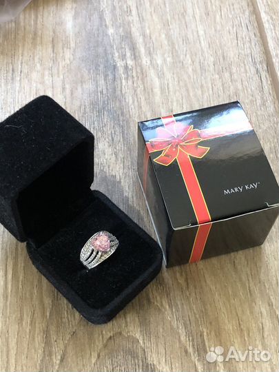 Кольцо Mary Kay Сердце