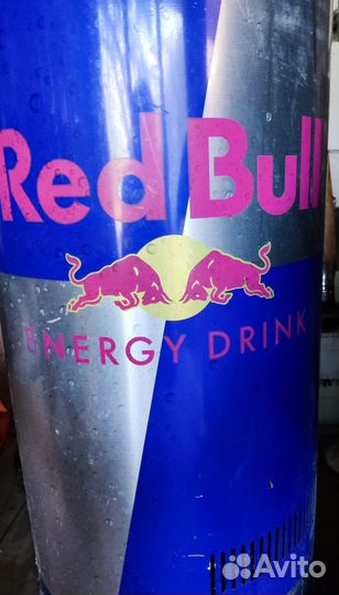 Холодильник Red Bull