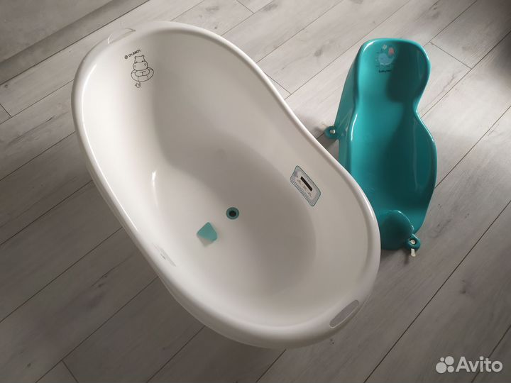 Ванночка для купания с горкой
