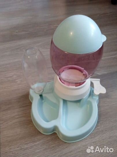 Кормушка для кошки