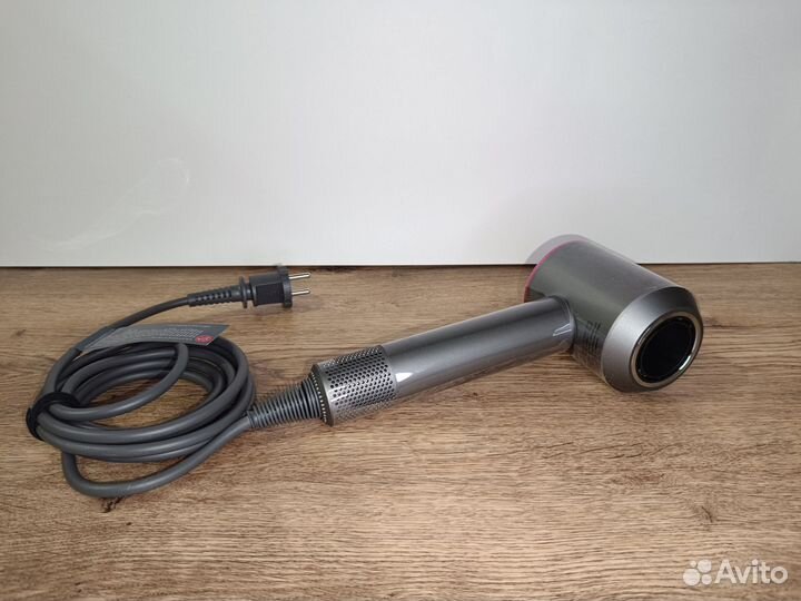 Фен Dyson supersonic hd08