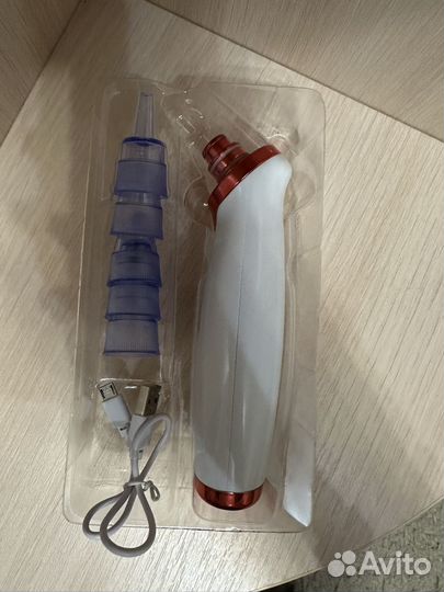 Ваккумный аппарат для чистки лица