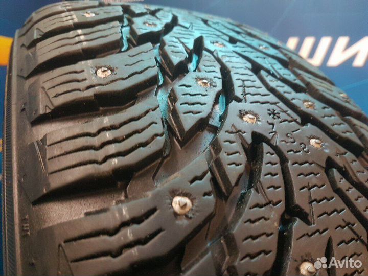 Nokian Tyres Hakkapeliitta 9 235/55 R19