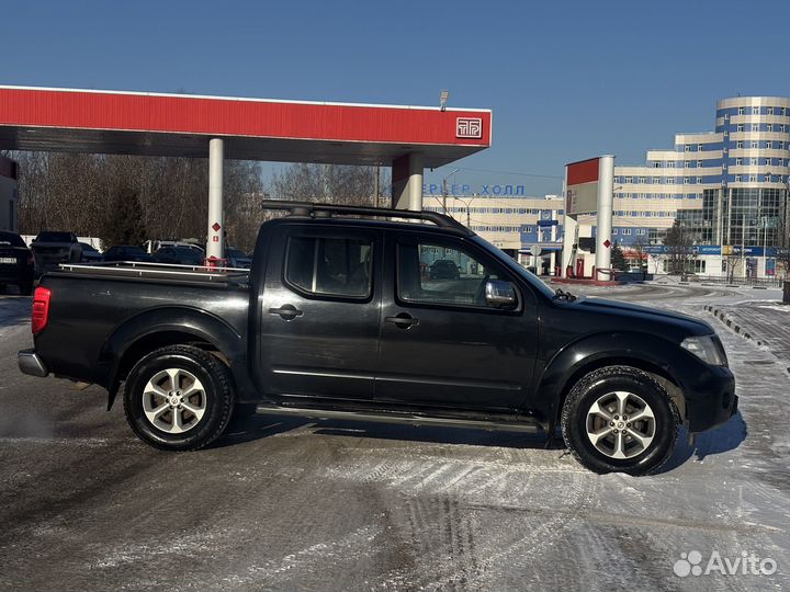 Nissan Navara 2.5 AT, 2010, 309 000 км