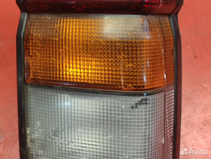 Фонарь правый Nissan Terrano 1 1985-1995