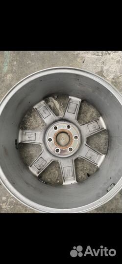 Диски на cadillac escalade r22