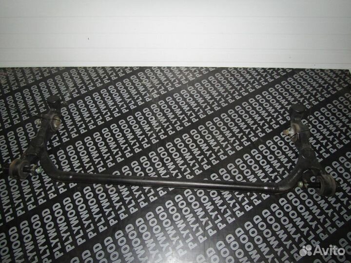 Стабилизатор кабины Мерседес Актрос A9303200111