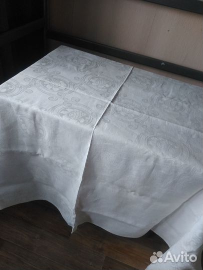 Скатерть жаккард и салфетки СССР винтаж