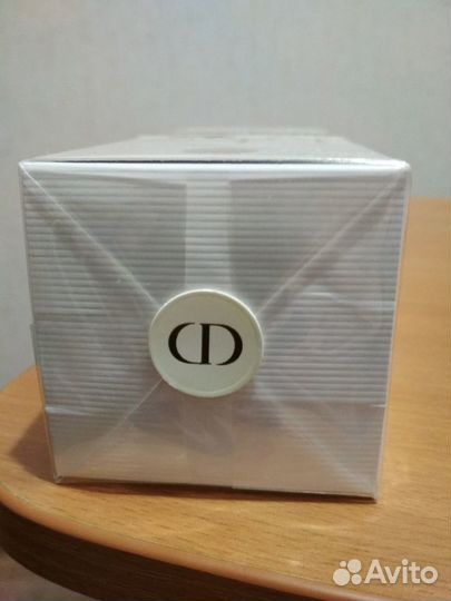 Туалетная вода женская-dior J'adore