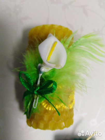 Свечи из вощины, свечи в кокосе, ручная работа