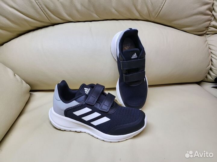 Кроссовки Adidas новые 34, 35, 37,38,39 и 40 р