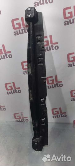 Кронштейн радиатора VW Touareg