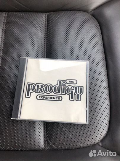 CD Mylene Farmer, The Prodigy