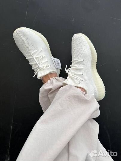 Женские кроссовки Adidas Yeezy boost 350