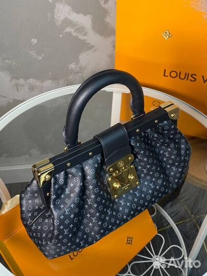 Сумка Louis Vuitton