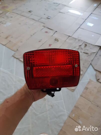 Стоп сигнал на мотоцикл