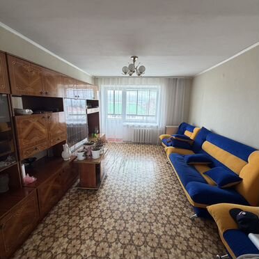 3-к. квартира, 60 м², 3/5 эт.