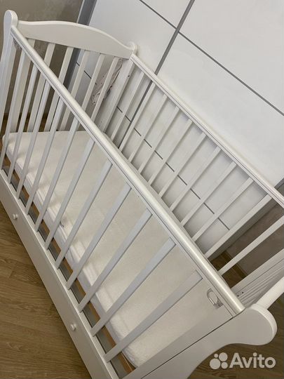 Кровать маятник