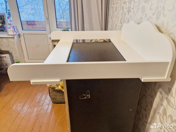 Пеленальная доска на комод