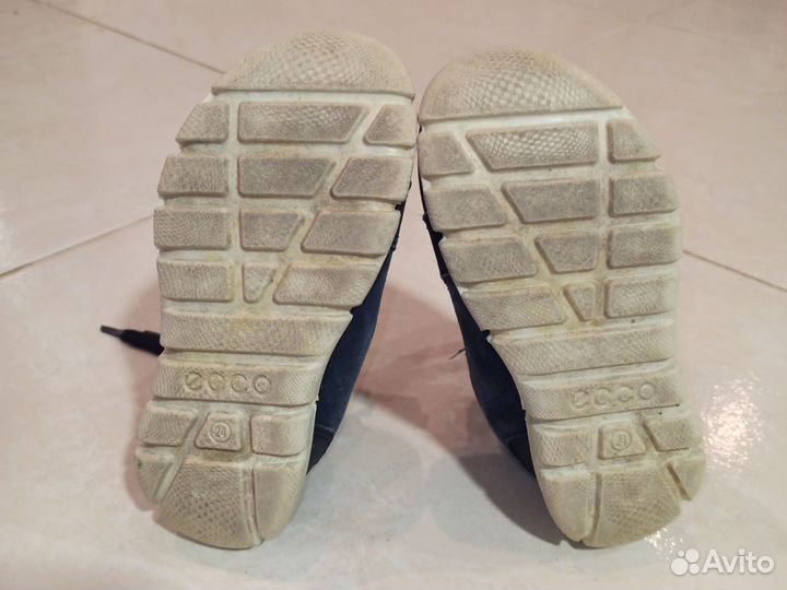 Кроссовки Ecco детские 24