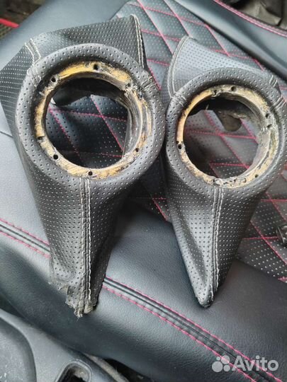 Стойки под акустику