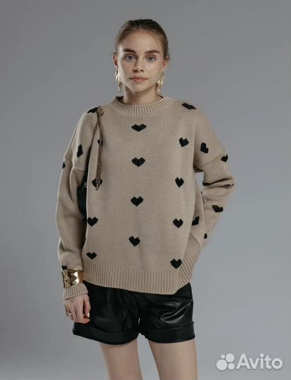 Свитер женский