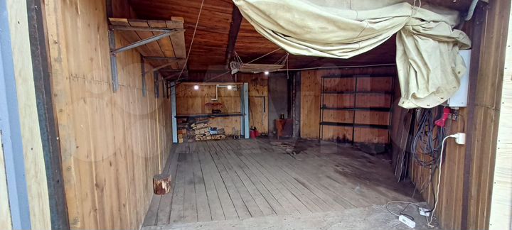 Гараж, > 30 м²