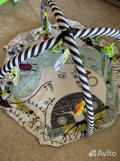 Коврик для малышей развивающий