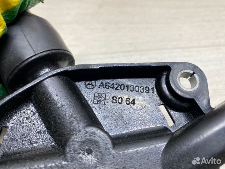 Клапан вентиляции картерных газов Mercedes Ml W164