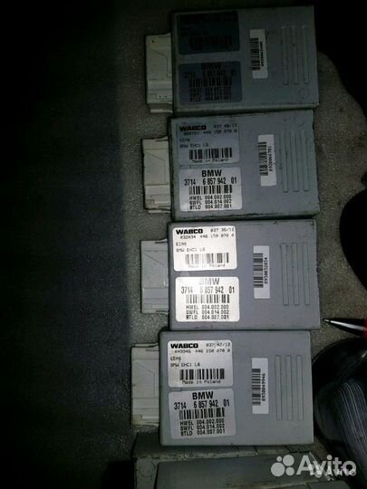 Блок управления пневматической подвеской BMW F02