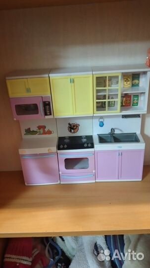 Детская кухня для кукол