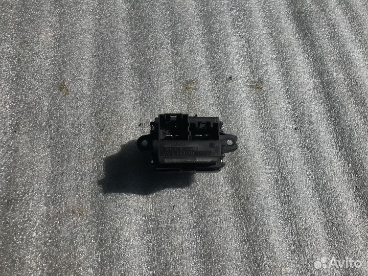 Резистор печки Chevrolet Camaro V 10-15